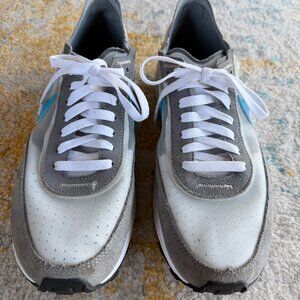 Nike Waffle One Sneaker - cool grey